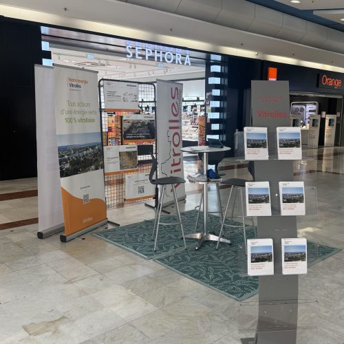 Stand Notre Énergie Vitrolles au Centre Commercial Grand Vitrolles